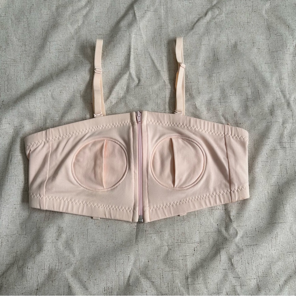 Simple wishes hands free pumping bra